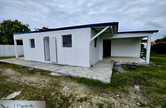 Villa St Fran&ccedil;ois -110 M2 -640M2 Terrain