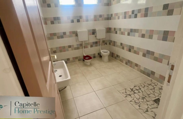 Villa St Fran&ccedil;ois -110 M2 -640M2 Terrain