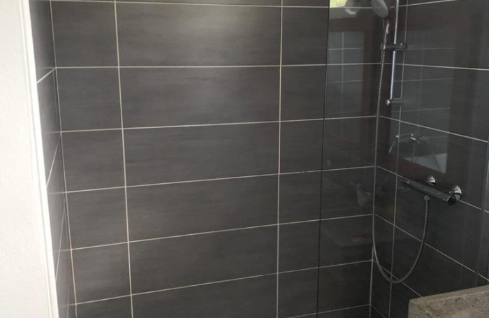 Villa T5 avec piscine, studio et beaux volumes   Les Abymes