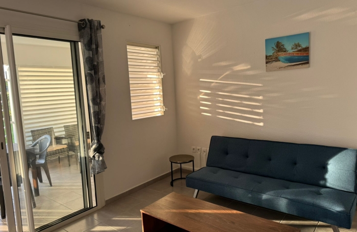 PETIT BOURG, secteur de Colin appartement de type T3  RDC