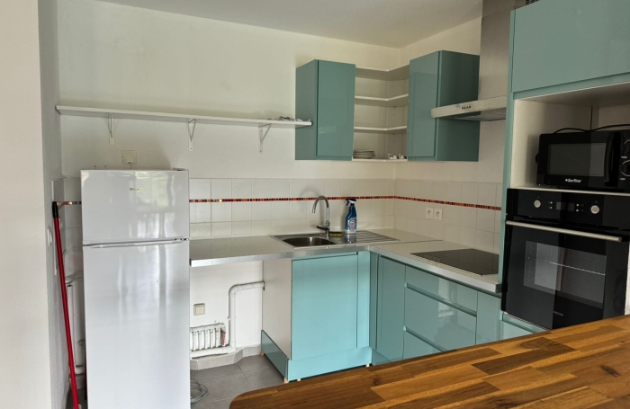 PETIT BOURG, secteur de Colin appartement de type T3  RDC