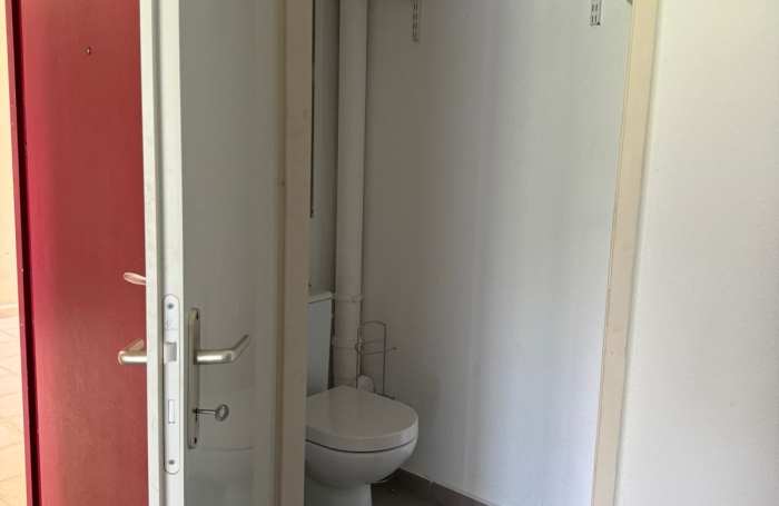 PETIT BOURG, secteur de Colin appartement de type T3  RDC