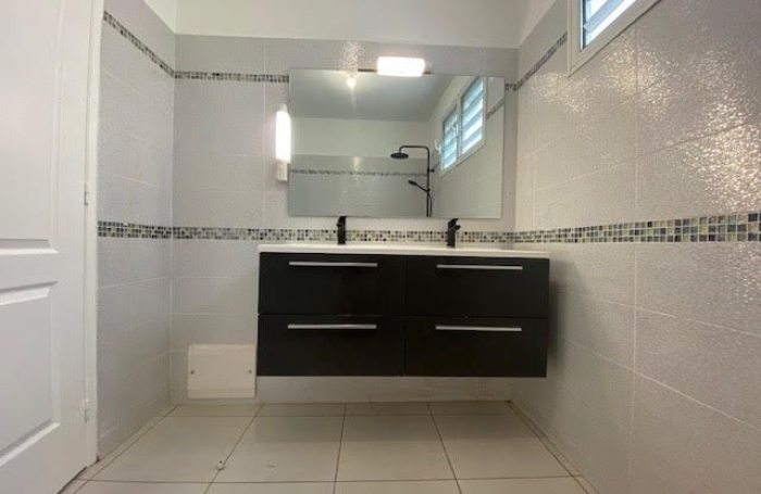 Location Maison 89.59m&sup2; 3 pièces Saint Fran&ccedil;ois