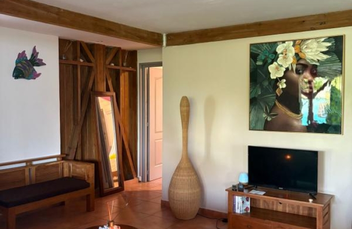 Vente Maison 107.62m&sup2; 5 pièces Sainte Rose