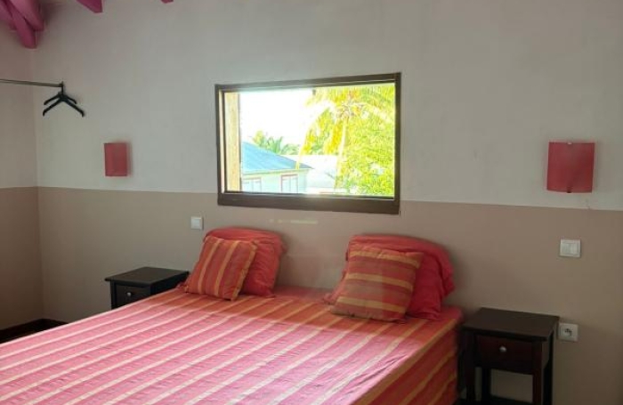 Vente Maison 107.62m&sup2; 5 pièces Sainte Rose