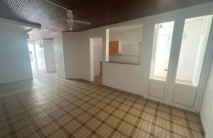Vente Maison 243.68m&sup2; 5 pièces Basse-Terre