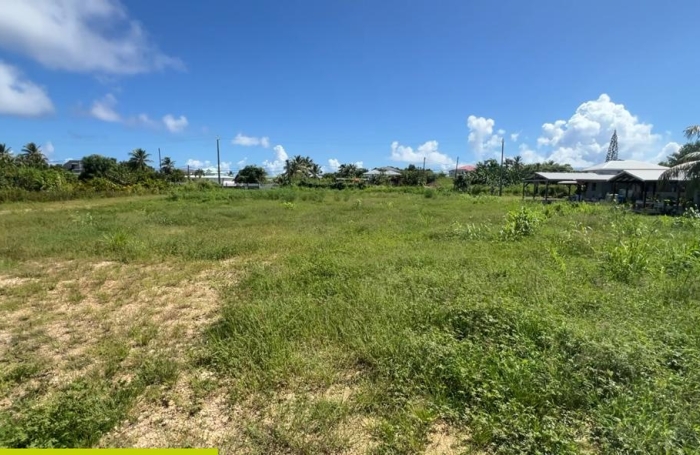 Le Moule -Terrain constructible 726m2