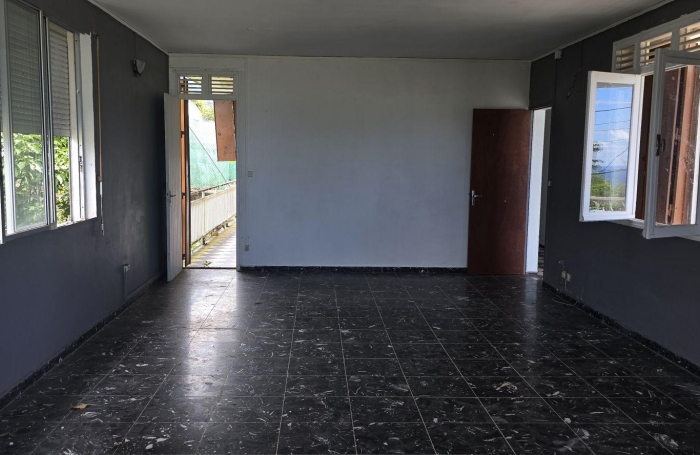 Vente Maison 173m&sup2; 6 pièces Basse-Terre