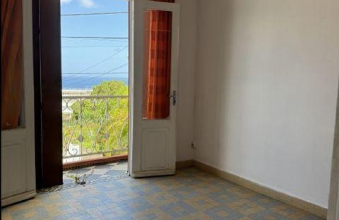 Vente Maison 173m&sup2; 6 pièces Basse-Terre