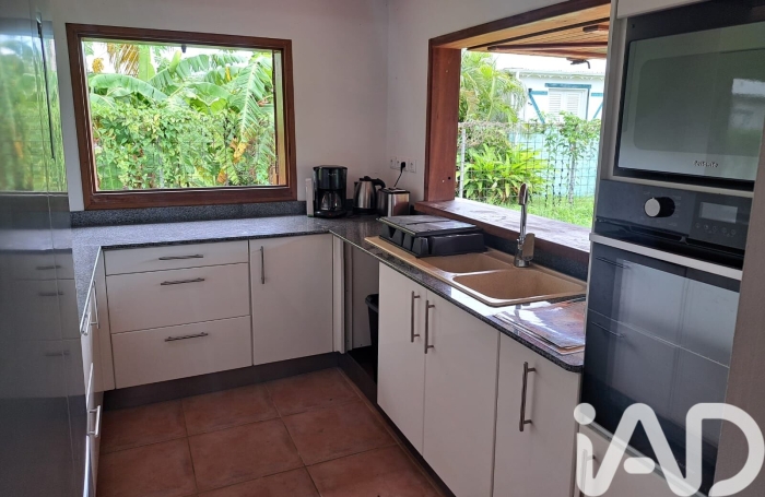 Vente Maison 107m&sup2; 6 pièces Sainte Rose