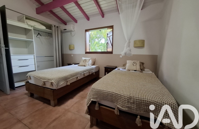 Vente Maison 107m&sup2; 6 pièces Sainte Rose