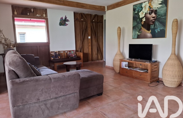 Vente Maison 107m&sup2; 6 pièces Sainte Rose