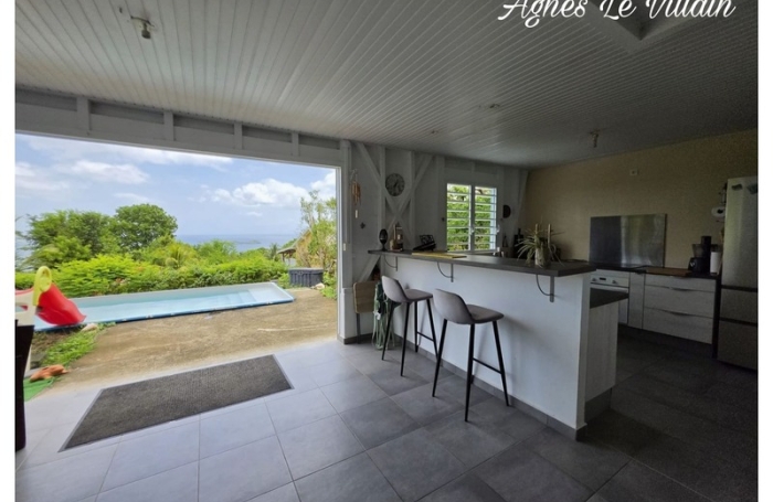 Vente Maison 94m&sup2; 4 pièces Bouillante