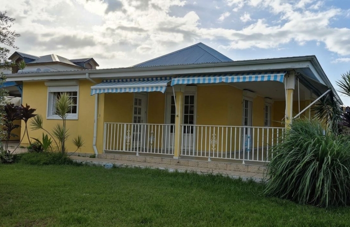 Location Maison 89.85m&sup2; 4 pièces Sainte Rose