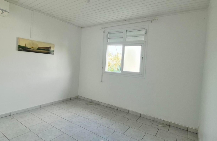 Location Maison 89.85m&sup2; 4 pièces Sainte Rose