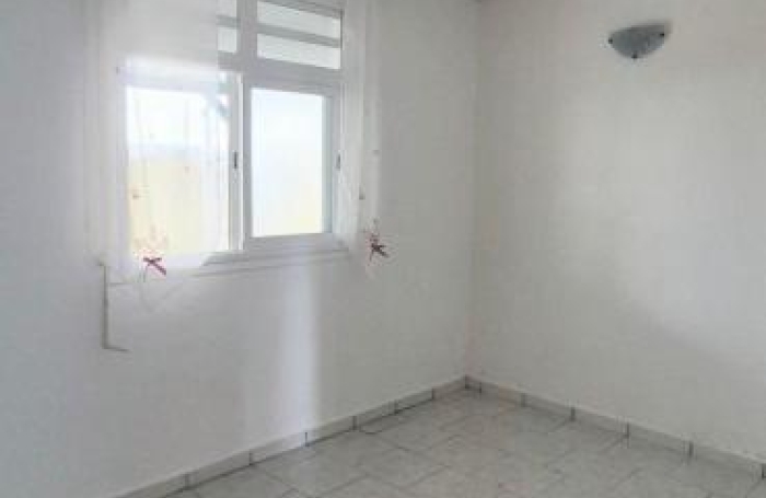 Location Maison 89.85m&sup2; 4 pièces Sainte Rose