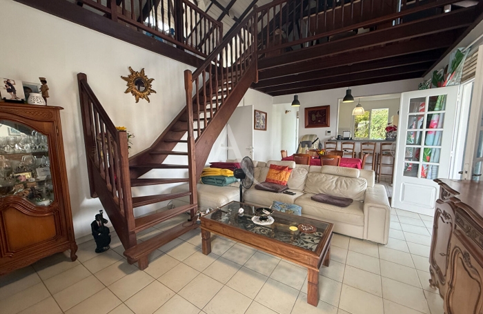 Vente Maison 184m&sup2; 6 pi&egrave;ces Saint Fran&ccedil;ois