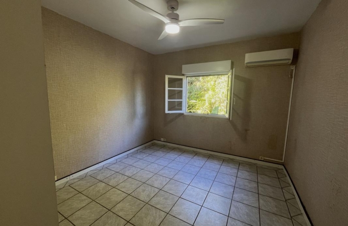 Vente Maison 180.19m&sup2; 5 pièces Baie Mahault