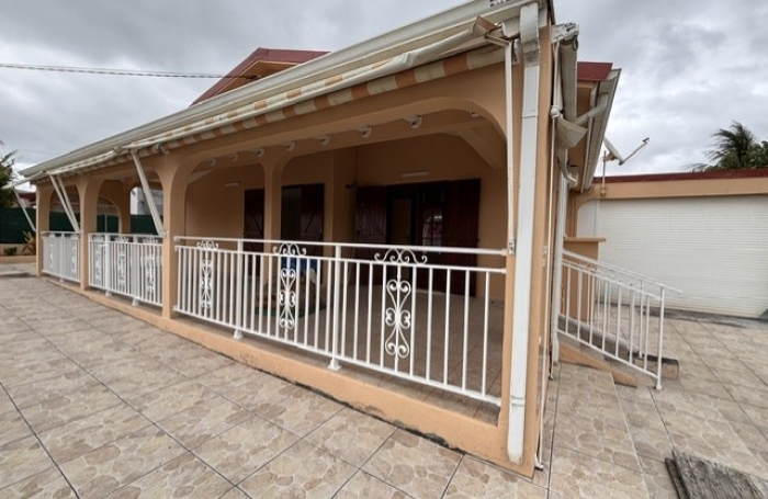 Location Maison 97170