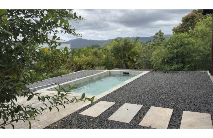 Charmante villa T4 de 78m2  avec piscine