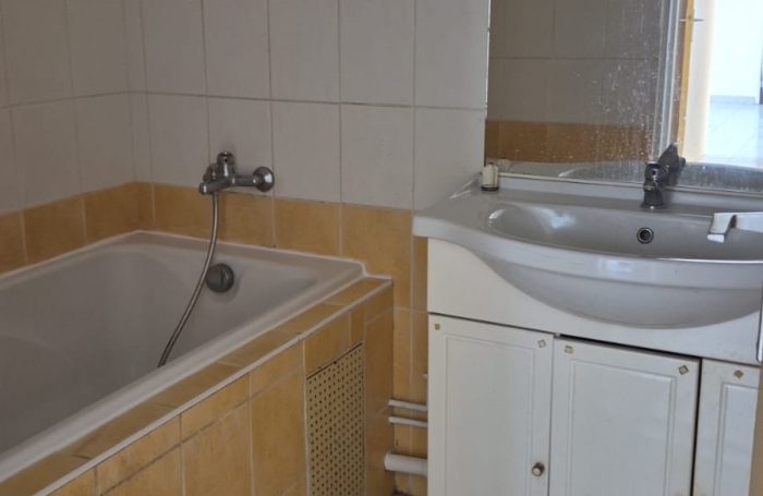 BEL ET SPACIEUX APPARTEMENT T5 BERGEVIN