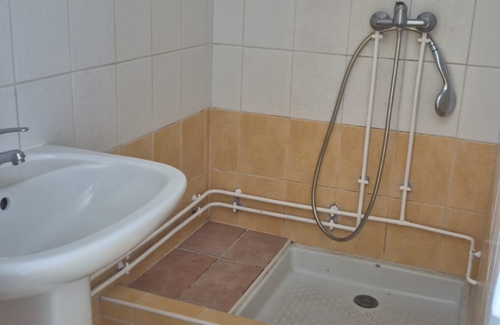 BEL ET SPACIEUX APPARTEMENT T5 BERGEVIN