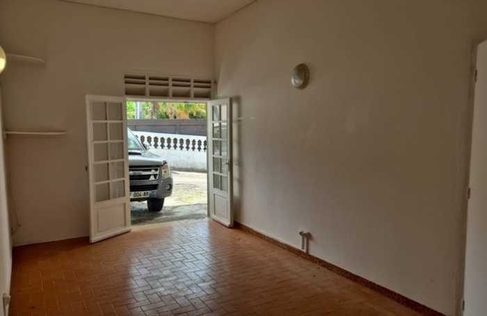 Vente Maison 144m&sup2; 7 pièces Gourbeyre