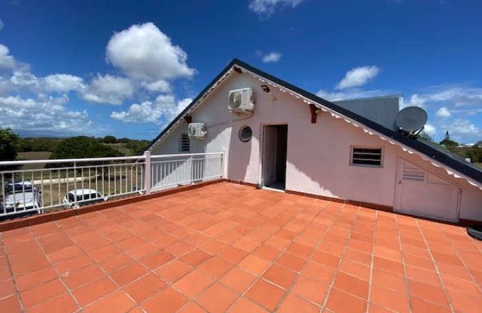 Location Appartement 60m&sup2; 3 pièces Petit-Canal