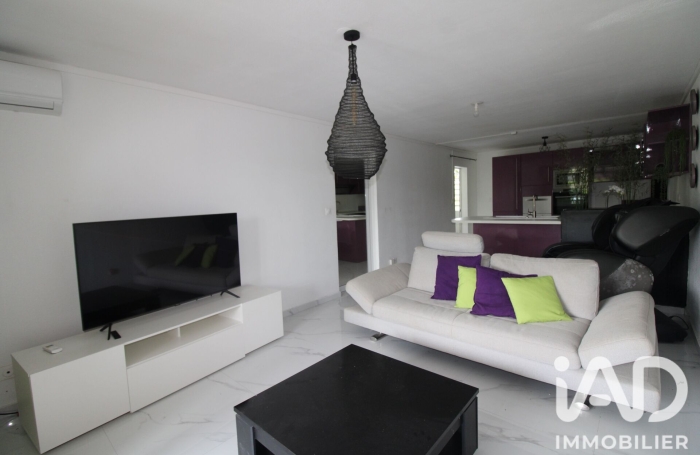 Vente Appartement 56m&sup2; 2 pièces Sainte Rose