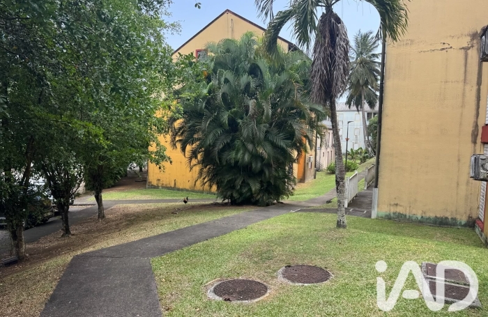 Vente Appartement 56m&sup2; 2 pièces Sainte Rose