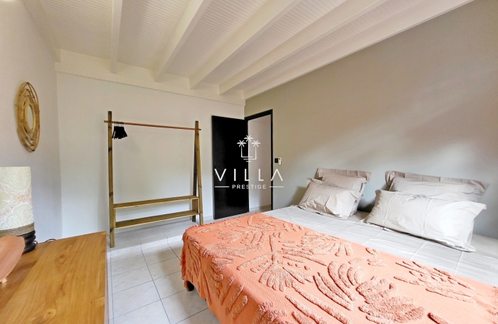 SUPERBE VILLA VUE MER 4 CHAMBRES+BUREAU - PISCINE - DESHAIES