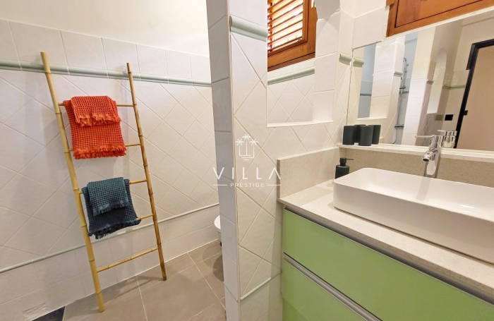SUPERBE VILLA VUE MER 4 CHAMBRES+BUREAU - PISCINE - DESHAIES