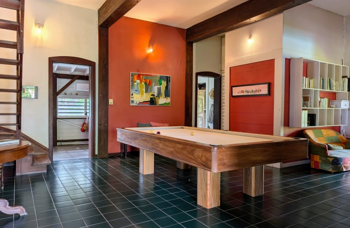 Maison cr&eacute;ole de caract&egrave;re sur 1 hectare   Grands-Fonds de Sainte-Anne