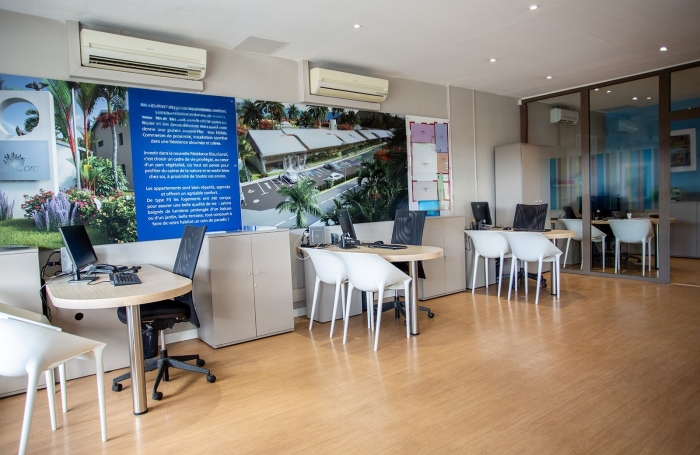 Location Local commercial 121m&sup2; Baie Mahault