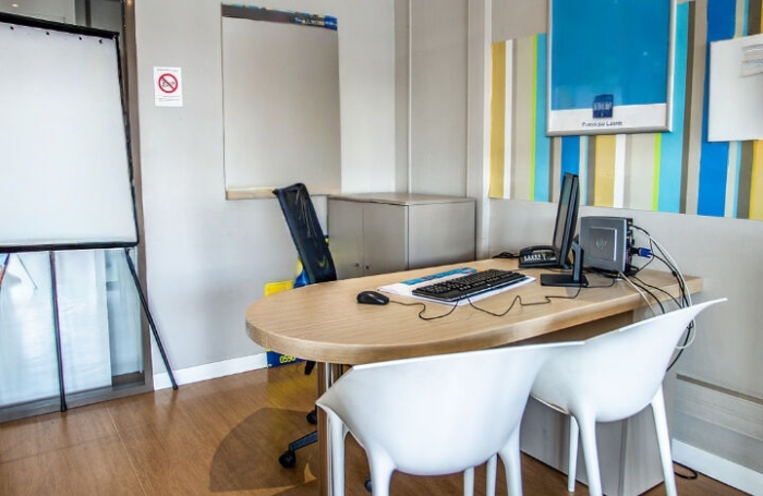 Location Local commercial 121m&sup2; Baie Mahault
