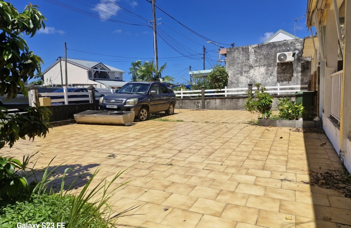 Maison 3 pi&eacute;ces sur Port Louis
