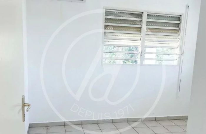 Vente Appartement 38.91m&sup2; 2 pièces Les Abymes