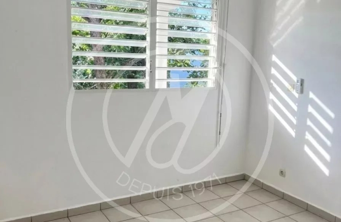 Vente Appartement 38.91m&sup2; 2 pièces Les Abymes
