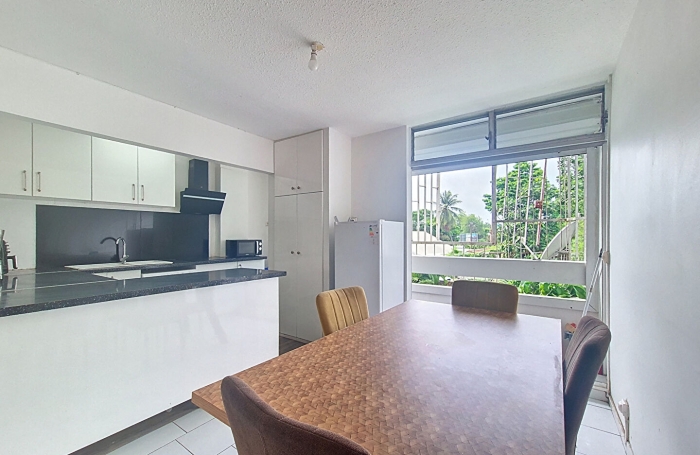 Vente Appartement 78m&sup2; 4 pi&egrave;ces Les Abymes