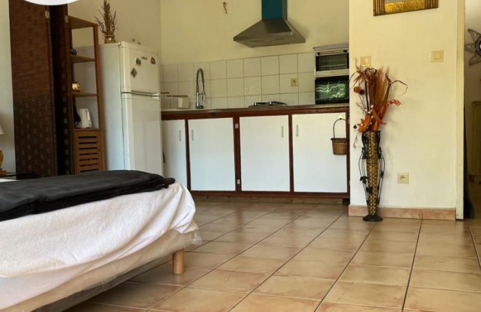 Vente Appartement 27.35m&sup2; 1 pièce Gourbeyre