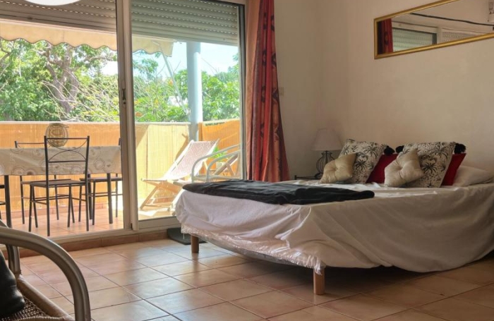 Vente Appartement 27.35m&sup2; 1 pièce Gourbeyre