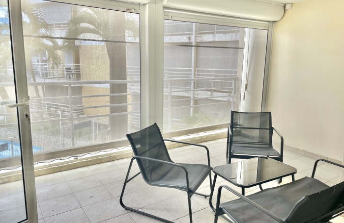 Location Appartement 97122