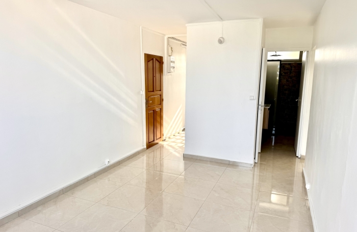 Appartement de 3 pi&egrave;ces r&eacute;nov&eacute; avec go&ucirc;t aux Abymes