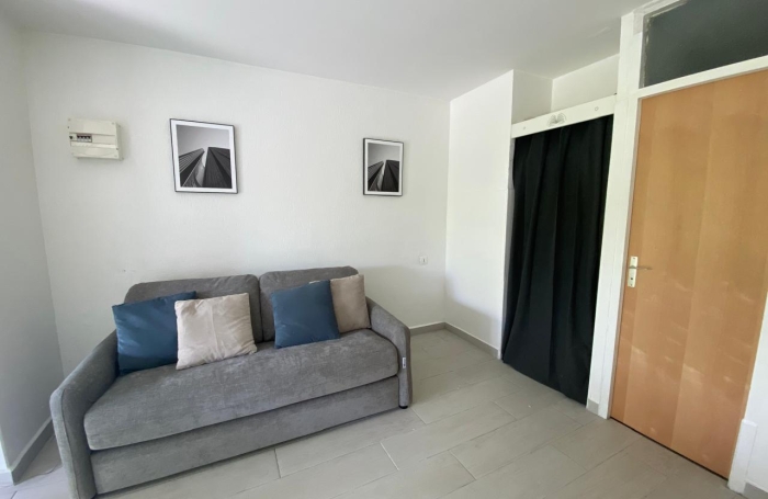 Studio meubl&eacute;  &agrave; la marina