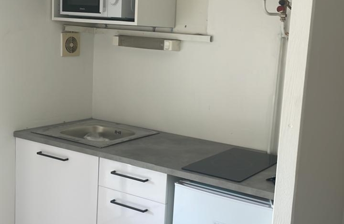 Studio meubl&eacute;  &agrave; la marina