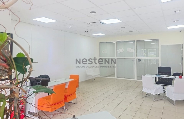 Location Bureaux 62.5m&sup2; Baie Mahault