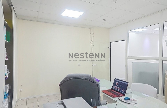 Location Bureaux 62.5m&sup2; Baie Mahault