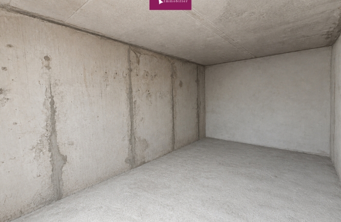 &Agrave; louer - Box 16m2 - R&eacute;sidence s&eacute;curis&eacute;e, Bas du fort - Le Gosier