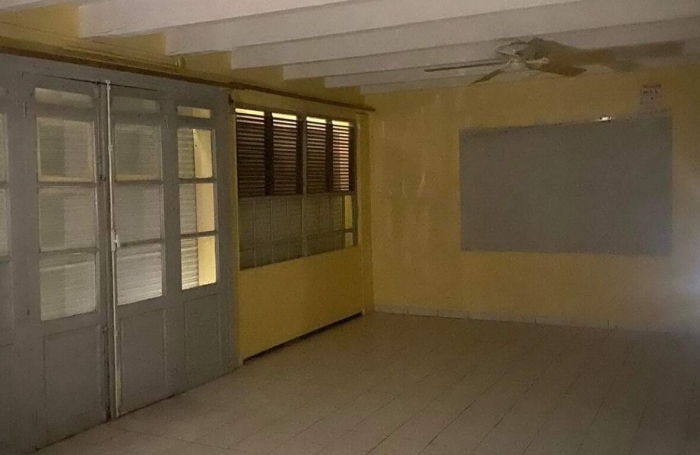 Vente Immeuble 1162m&sup2; Pointe-&agrave;-Pitre