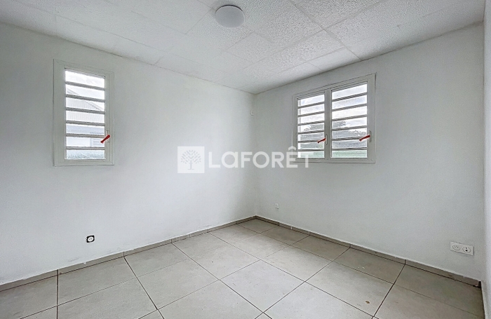 Location Appartement 88m&sup2; 4 pi&egrave;ces Baie Mahault